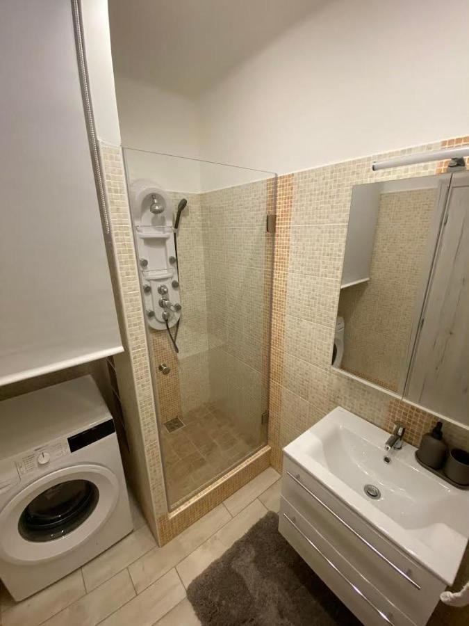 Chill Apartman Miskolc Eksteriør bilde